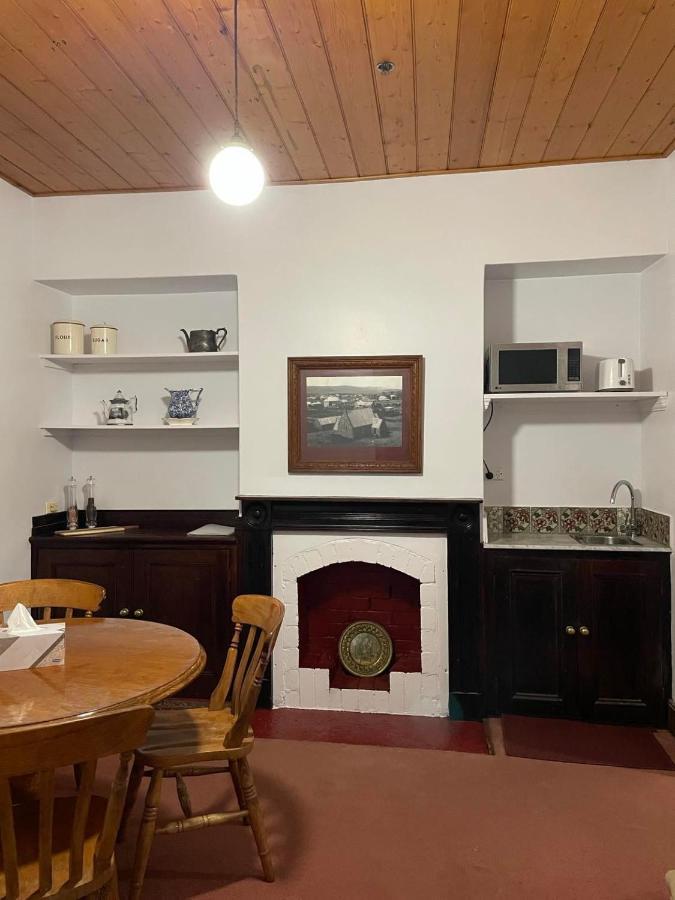 Sorell Barracks Екстер'єр фото