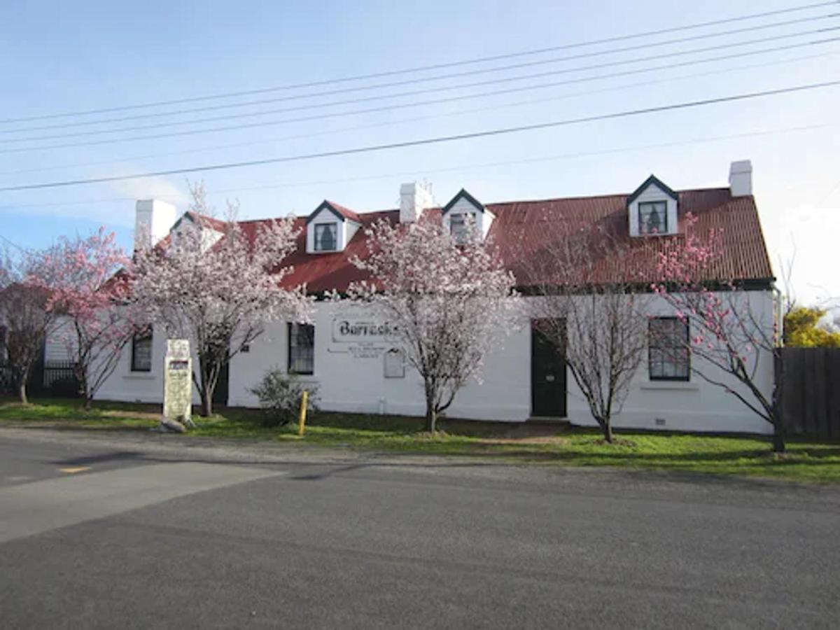 Sorell Barracks Екстер'єр фото