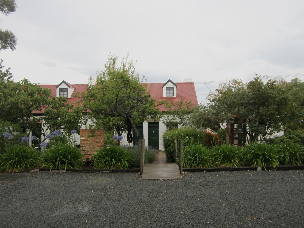 Sorell Barracks Екстер'єр фото